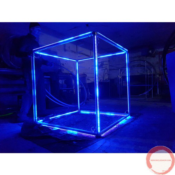 redcirshop's tweet photo. Aerial LED Cube two hanging points
https://t.co/bz1wVUWmNW #led #ledprops #aerial #aerialcube #circus #cirque https://t.co/Pz5XrEAGZD