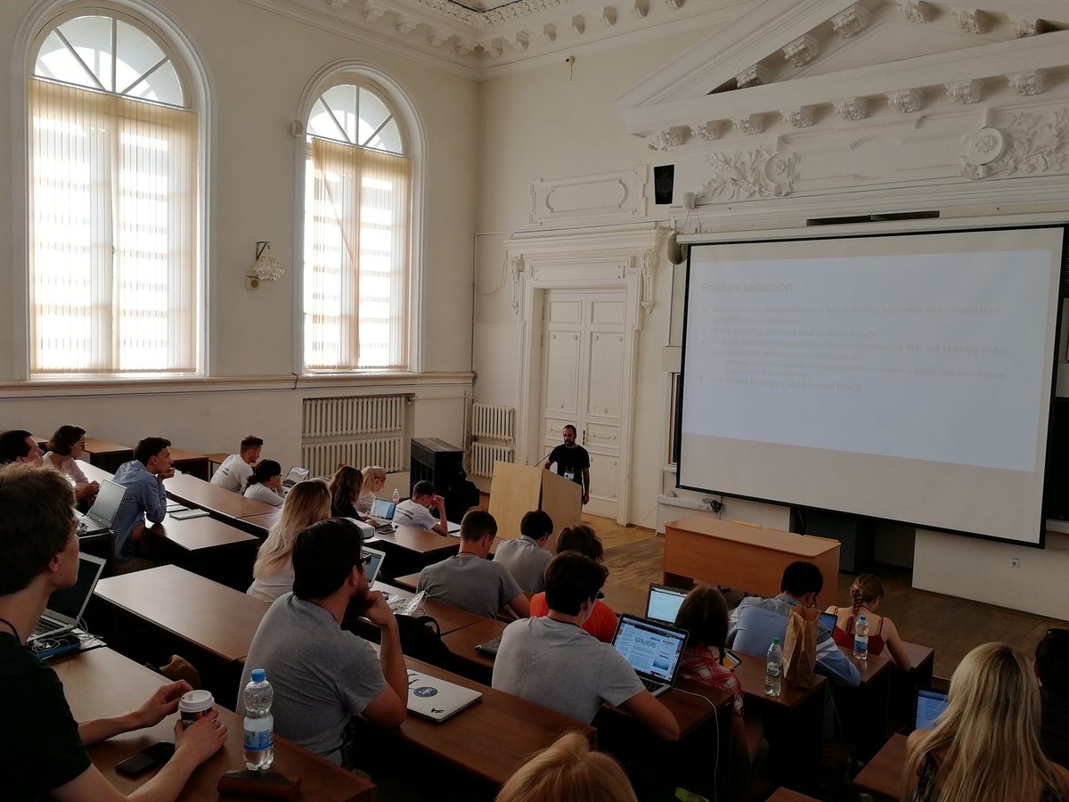 NadezhdaPovroz1's tweet photo. @ChaToX Carlos Castillo tells about Crisis Informatics on #russir in Kazan. Thanks for such a circumstantial lecture! https://t.co/djpS58zMq2