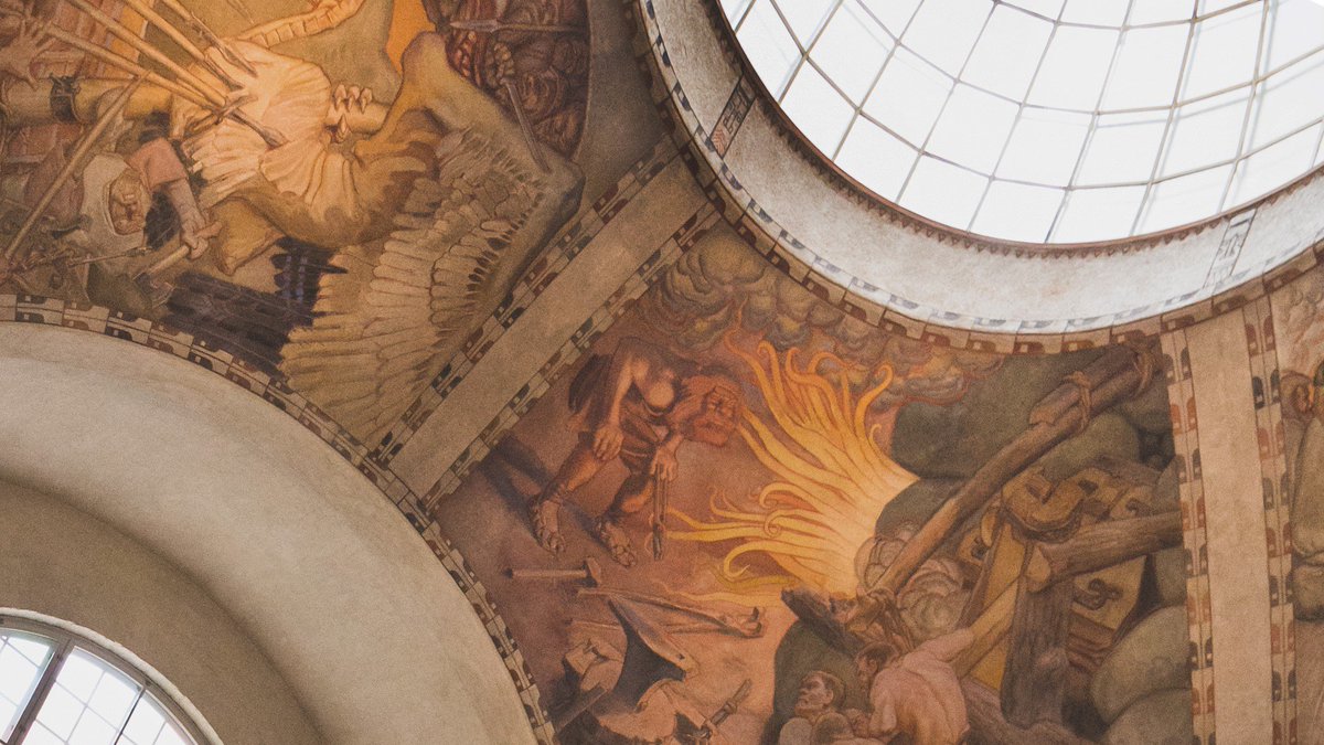 "Suuri kiitos meditaatiosta freskojen alla. Harva saa maata Kansallismuseossa lauantaiaamuna kokien kalevalaista energiaa ympärillään." 

Täksi lauantaiksi vielä pari paikkaa jäljellä.  #meditaatio #kalevala #freskot      bit.ly/2NtsrUx