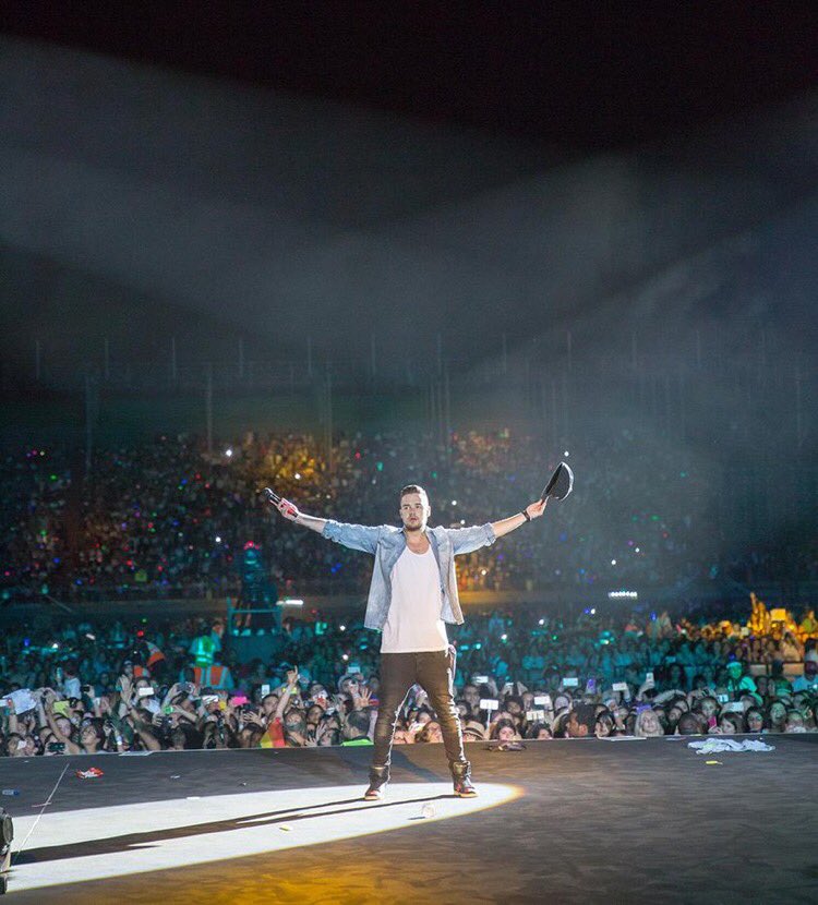 realdailypayne's tweet photo. 🎂In 25 years, we’ve seen @LiamPayne overcome bullying, build his career from small pubs to stadiums with 1D to 110 000 attendees shows as a solo artist, become a dad and he never stopped being the wonderful human he’s always been. We are so proud of you #HappyBirthdayLiamPayne https://t.co/ogCqjsgQ6h