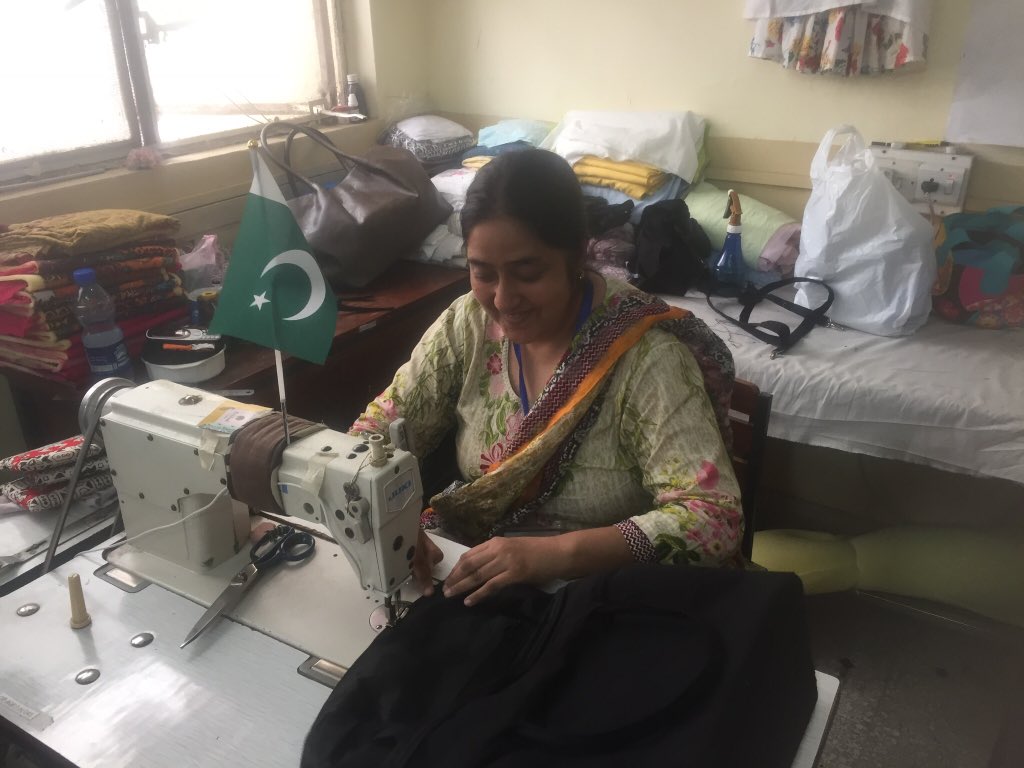 GERinPAK4youth's tweet photo. During my visit of the #Behbud association they showed us their vocational training centre. The women learn to make beautiful clothes and fabric to enable women to generate their own income!! And they love the #Pakistani flag 🇵🇰 #womenempowerment https://t.co/GsqrGO8UhB