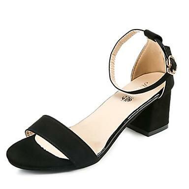 Beautyclothe1's tweet photo. Venez craquer sur notre collection sandales disponible aussi pour les petites pointures du 32 au 42! https://t.co/uYcsmJ6uE0