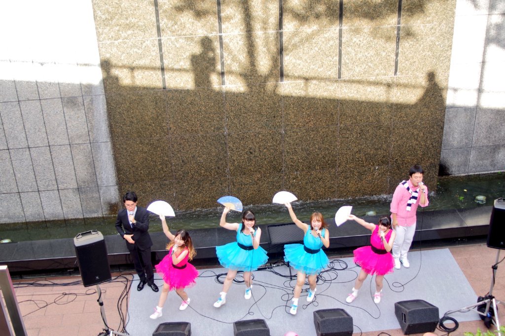 amachan9090's tweet photo. 女子力向上委員会
想像以上に踊ってた、でも全然コーラス乱れてなかったPとマネめっちゃええ仕事してた、頂いた扇子、家に飾ります
#KAT2018 #金沢アカペラタウン https://t.co/RLuMlgWmxt