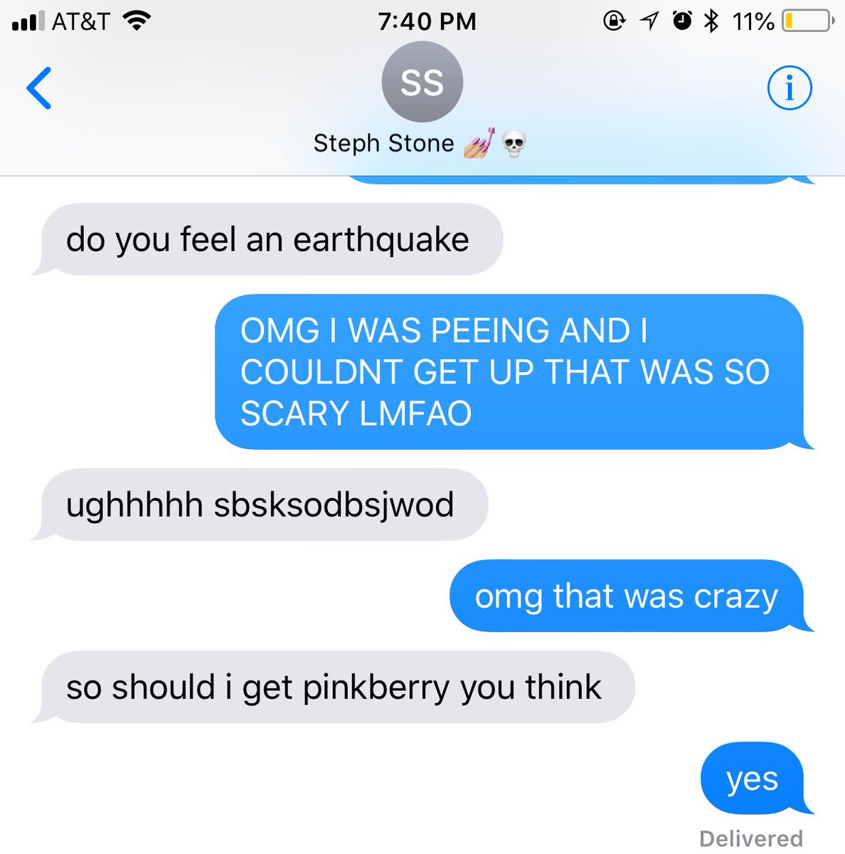 jillboard's tweet photo. earthquakes in LA be like https://t.co/9IQx4RbNxx