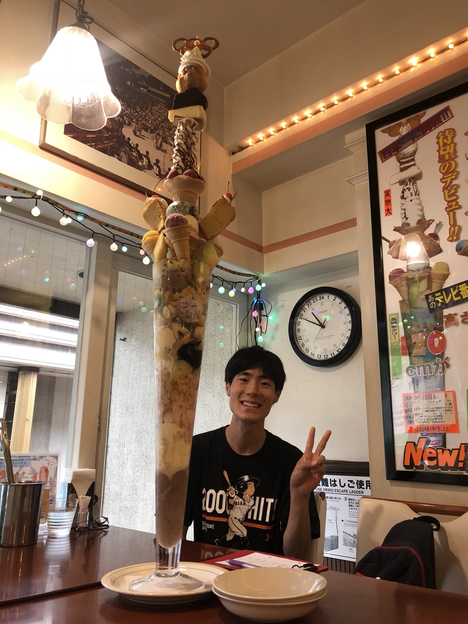 清水雄介 神奈川g党 今からカフェオリンピックの1 パフェ食べま す 完食目指して頑張ります笑 カフェ オリンピック 長崎夢タワー T Co Ohhegteuad Twitter