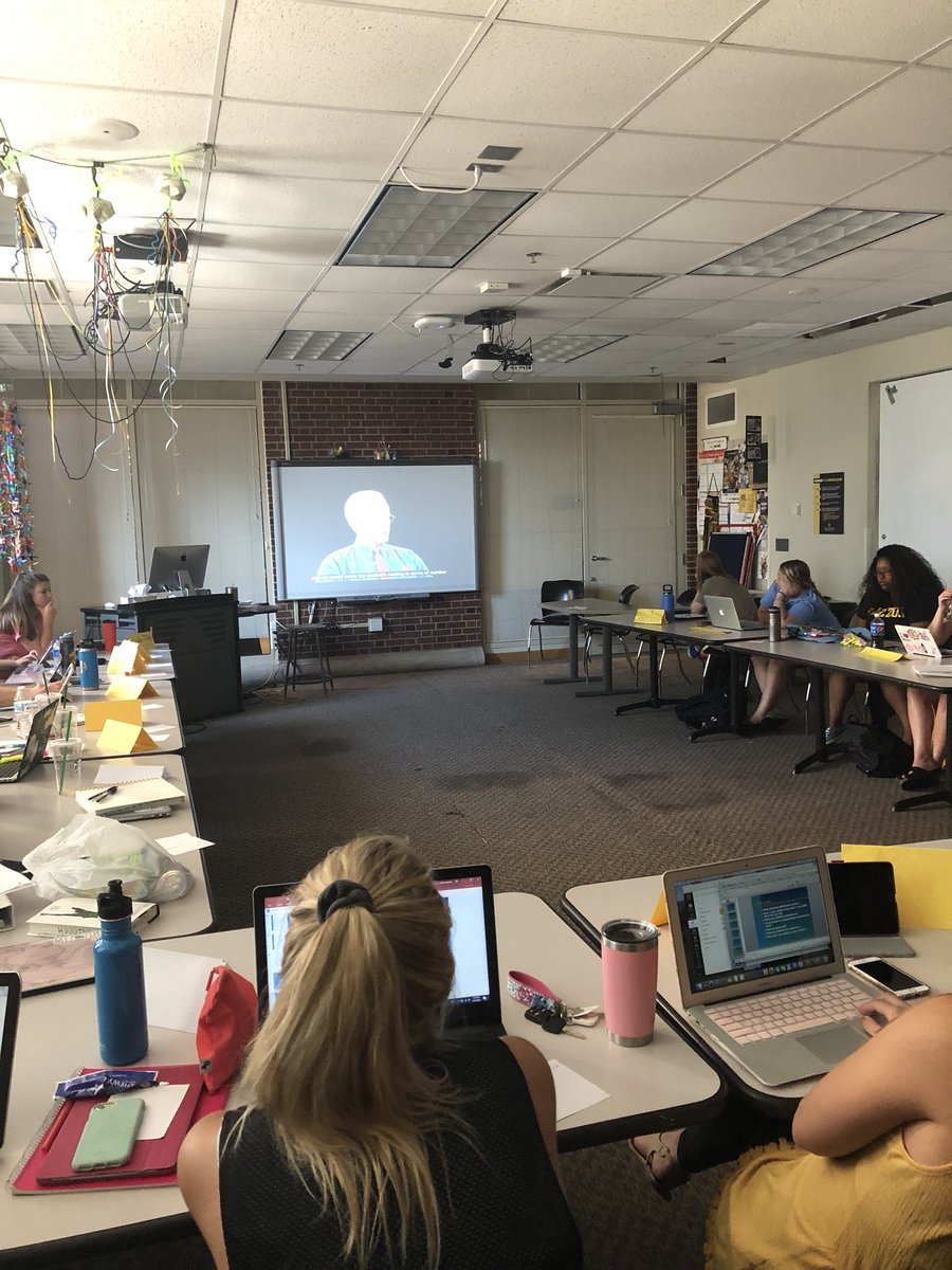 Great @SpedMizzou literacy class tonight with our seniors learning from the cbm master Stan Deno . #cbm #historicalperspective @MizzouEducation