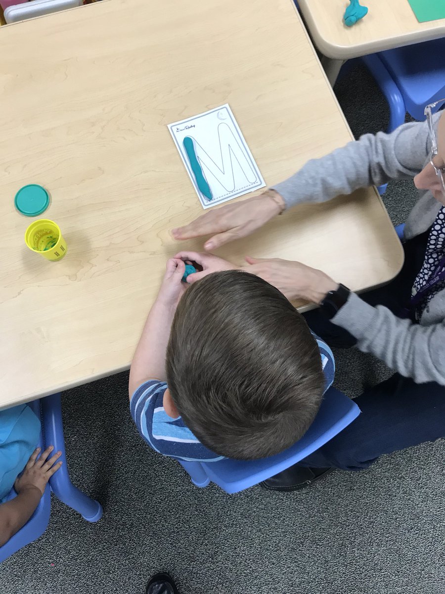 e_shimer's tweet image. PLAYDOH! #learnbydoing #finemotordevelopment #IamHumble #HumbleISDJoy @HumbleISD_FE @HumbleISD_PREK