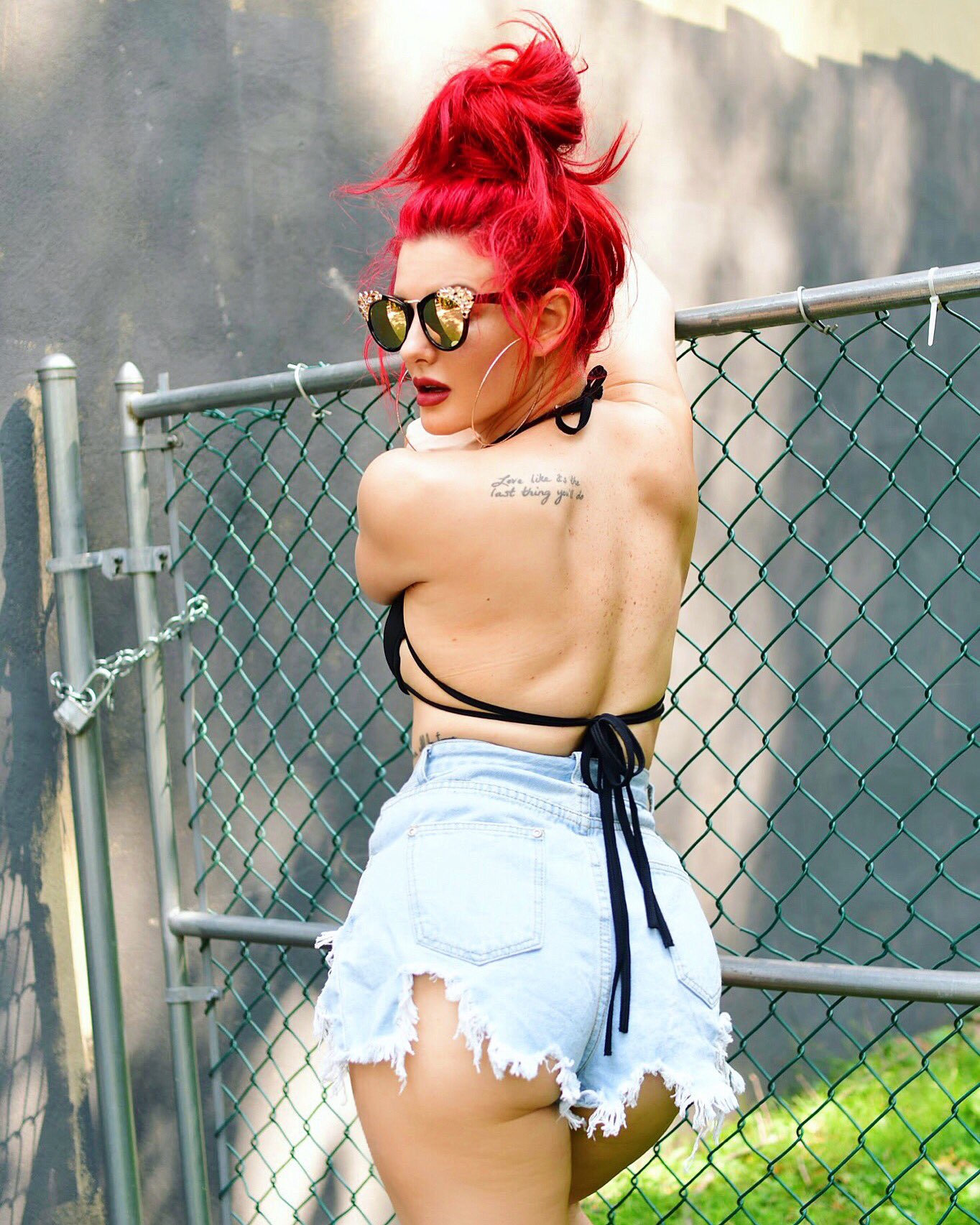 Justina Valentine on X: "Real body cuz he said that I'm enough without it/ Ass soft/ No if ands or butts about it Download my newest single #Voicemail https://t.co/naRhlPvvqW https://t.co/Wt8VC4hFSz" /