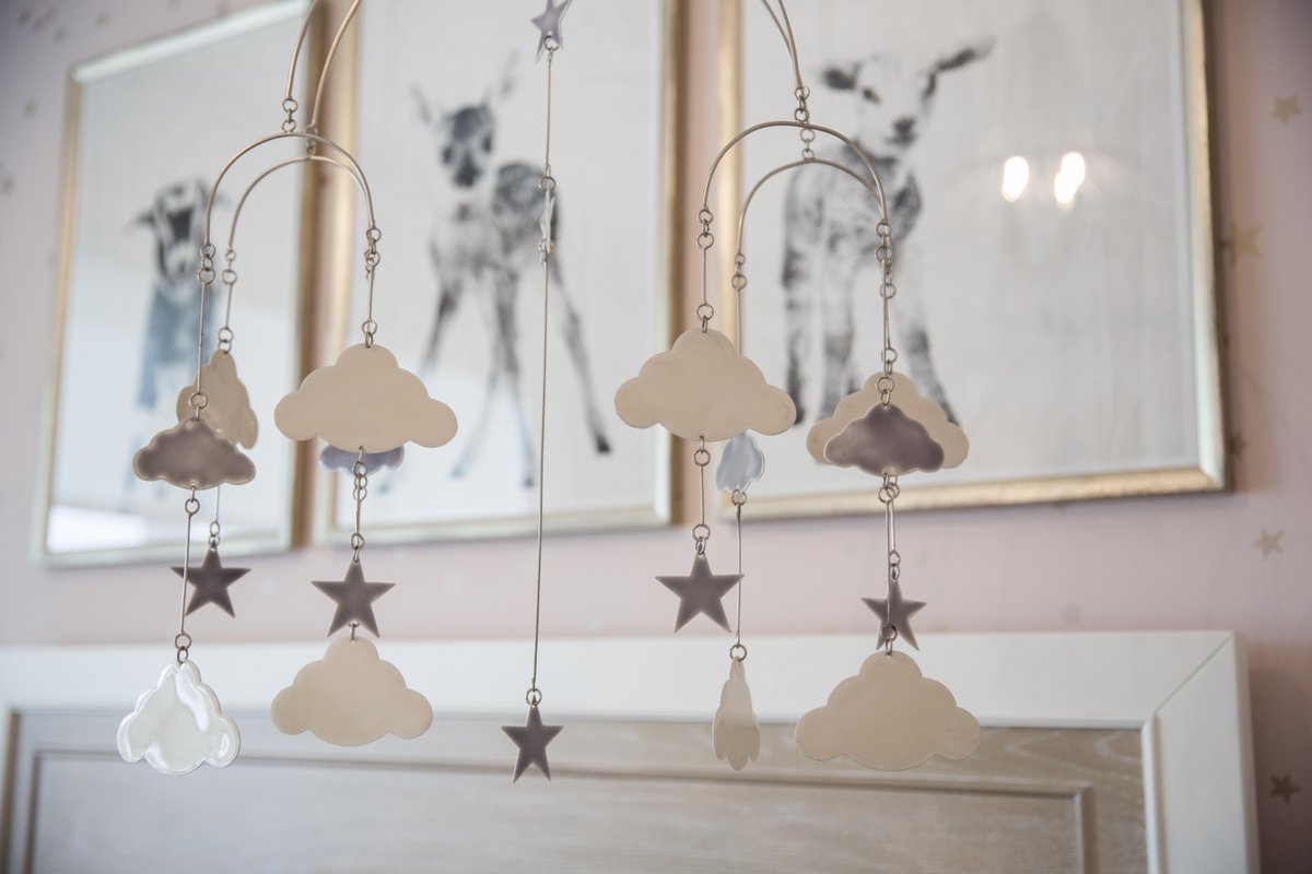 RCID_'s tweet photo. Soft and Sweet details in the Hospital Home Lottery Nursery! #calgaryhealthtrust #calbridgehomes #yycdesign #RCID #kidsrooms https://t.co/SHrxL1wfFy