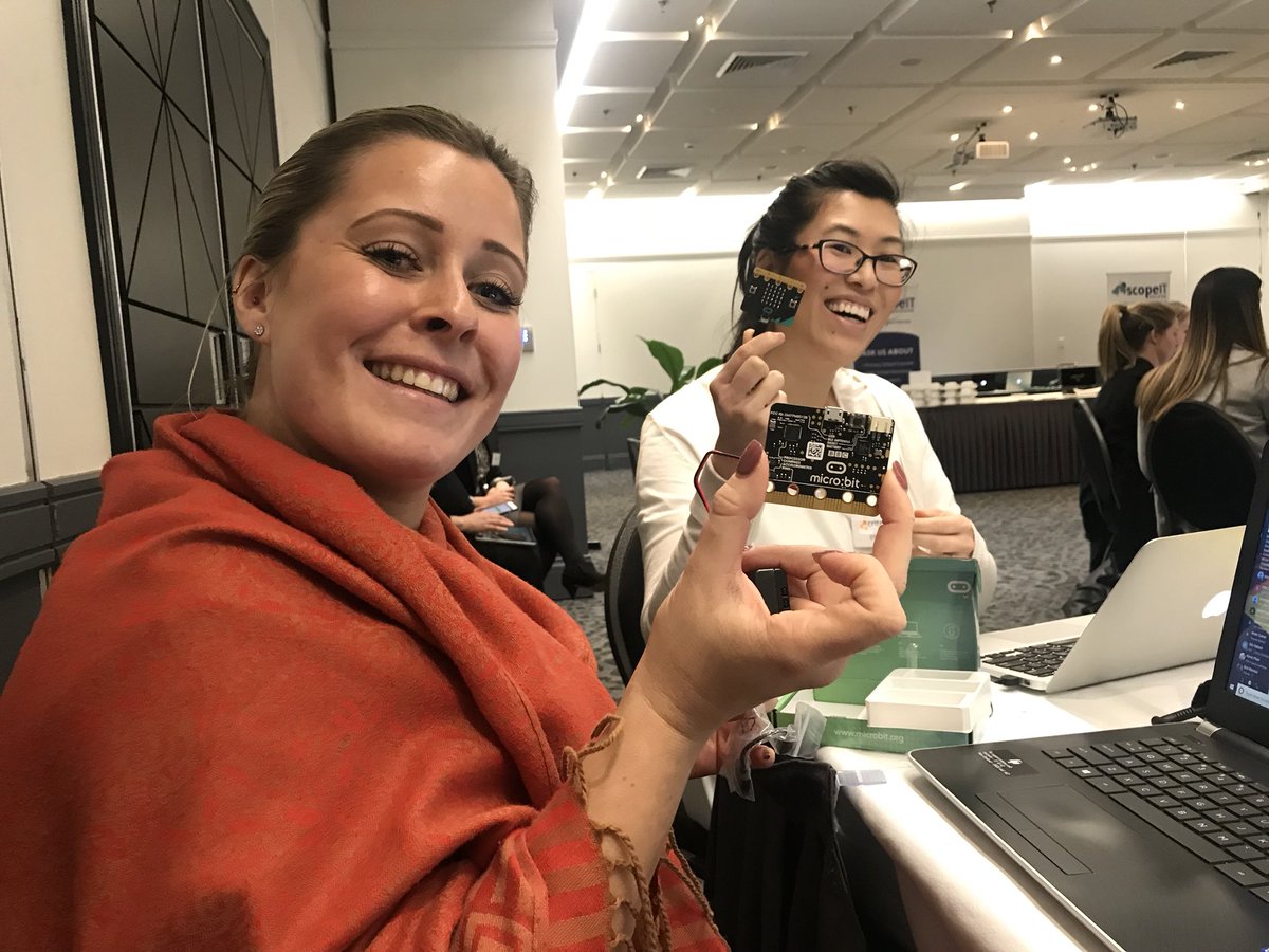 TheHatchery10's tweet image. #unpackingcoding Fun with Microbits @CriterionConfs team coding @MaisieCriterion