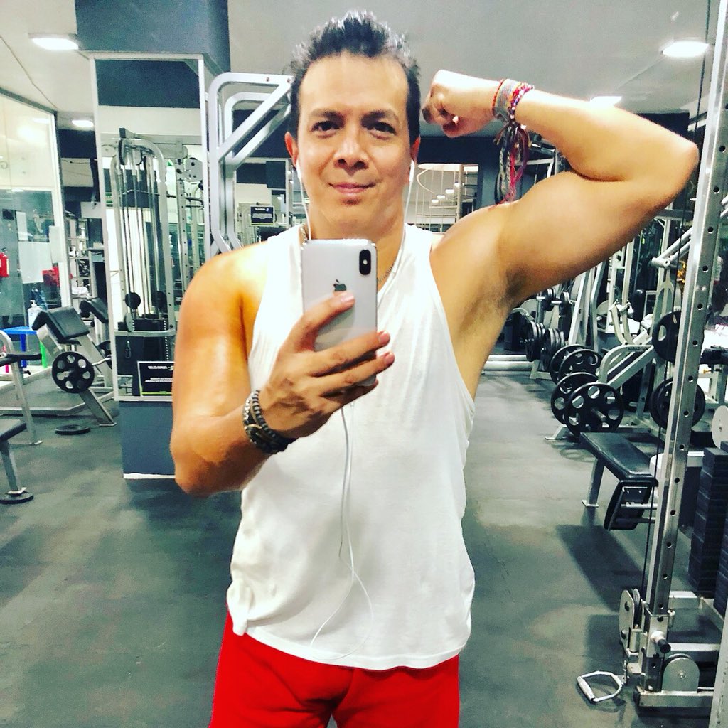 GerryPezeta's tweet photo. #fitboysgym #followforfollowback #follow4followback #followgay #gymtime💪 #gymadiction #fitnessmotivation #instapic #instafit #me #instaboo #boo #boomerang #gymboo #fitboo #fitnessboy #instagay #gayguy #gayboy #mexicanboy #instaphoto #instagym https://t.co/sq32VpIHjT