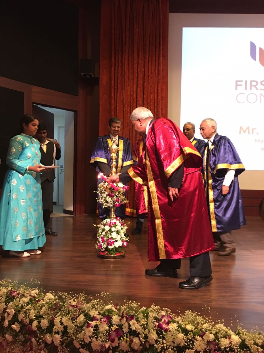 MahindraUni's tweet photo. MEC Director Yaj Medury and the Chief Guest, Mr Uday Kotak lighting the lamp along with other dignitaries. 

#RiseMEC
#MECconvocation2018
#MECconvocation https://t.co/42Rzos45XB