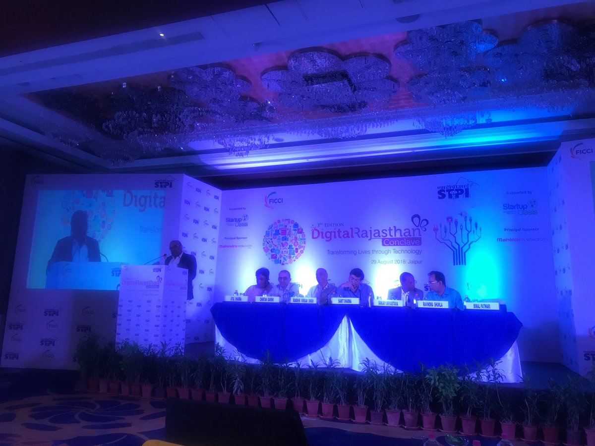 bindal_delhi's tweet photo. @ficci_india Mr. Bimal Patwari MD #PinnacleInfotech talks about disruption and highlights ease of doing business @ResurgentRaj @Mah_WorldCity #Jaipur @StartupOasisRaj @nasscom https://t.co/z6WQNTnpuK