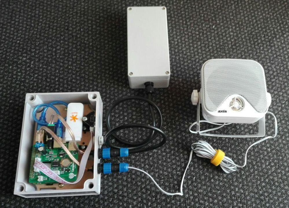 birdsongnz's tweet photo. The last couple of months have seen us make more improvements to our #Cacophonator hardware. The changes made have been driven by the demands of upcoming projects and targets. Check out what we've been up to with batteries and audio in our latest blog post https://t.co/Lf3h98xXBX https://t.co/boHRBUpOhE