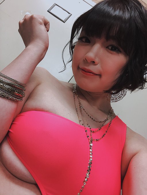 ボディコンものやでぇー！ #V&amp;R #オッケーバブリー https://t.co/FJOyAWobME<a href="/tag/v"class="tags">#V</a><a href="/tag/%E3%82%AA%E3%83%83%E3%82%B1%E3%83%BC%E3%83%90%E3%83%96%E3%83%AA%E3%83%BC"class="tags">#オッケーバブリー</a>