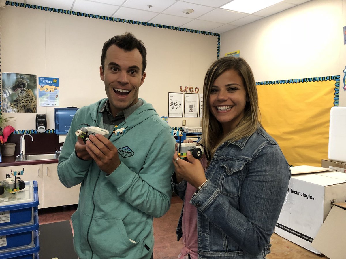 sabrina_sbsd's tweet image. Amazing &amp;amp; Talented Discovery Lab teams #sbsdedu #sbsdstream