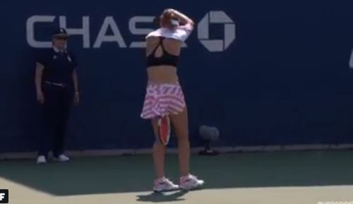 abcsport's tweet photo. Alize Cornet was handed a court violation at the #USOpen for breifly removing her shirt, highlighting the disparity between male and female players. https://t.co/sxBmXpqpSv https://t.co/SlJkeapxzW