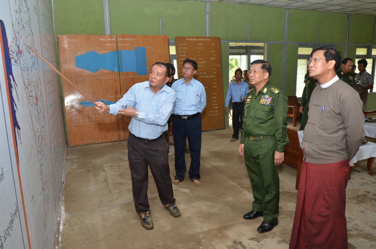 ဒုတိယသမၼတ ဦးဟင္နရီဗန္ထီးယူႏွင့္အတူ တပ္မေတာ္ကာကြယ္ေရးဦးစီးခ်ဳပ္ ဗိုလ္ခ်ဳပ္မွဴးႀကီး မင္းေအာင္လိႈင္ ယေန႔နံနက္ပုိင္းတြင္ ဆြာေခ်ာင္းေရေလွာင္တမံ က်ိဳးေပါက္မႈအေျခအေနမ်သြားေရာက္ၾကည့္ရႈစစ္ေဆး 
cincds.gov.mm/node/170