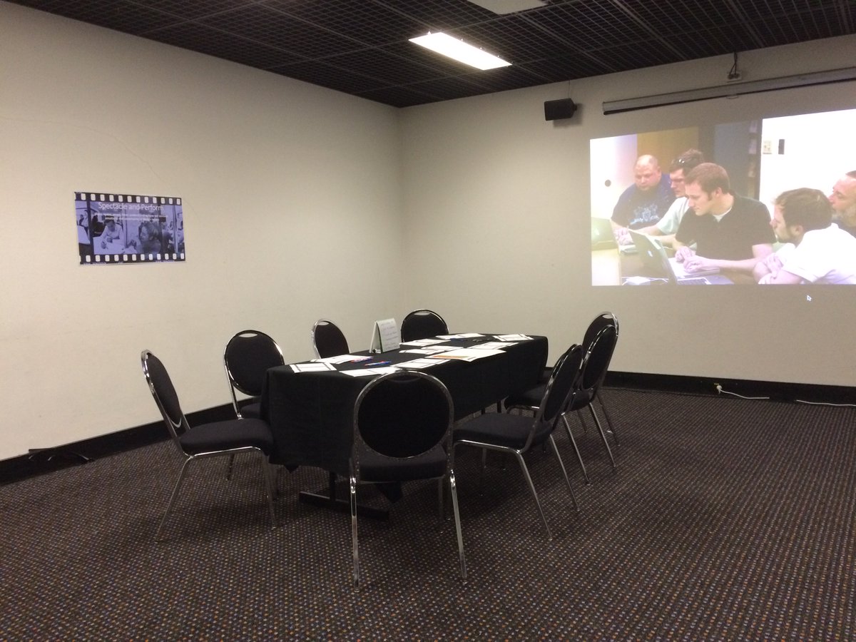aldohiggins's tweet photo. A Theatre of Digital Designing (my workshop space at #STSMaD #STSMakingAndDoing #4sSydney and @4sweb) https://t.co/aIQiXkqWUl