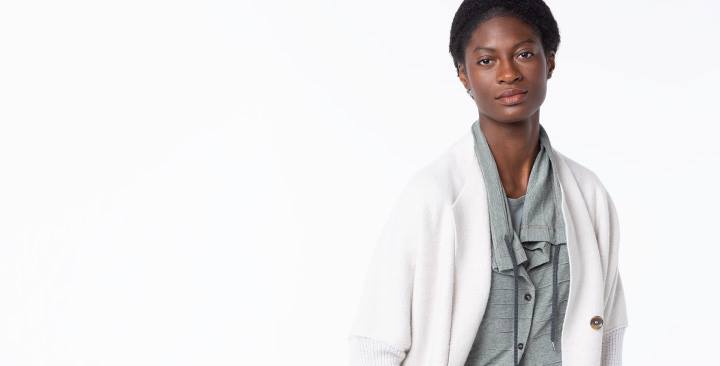 OSKA COMFORT SIZE
Our Comfort sizes are suitable for all body shapes and sizes and can be worn in different ways depending on the customer's preference. The comfort style lends itself to a casual more sporty style that can be worn by all.

Learn more: uk.oska.com/en/sizes/