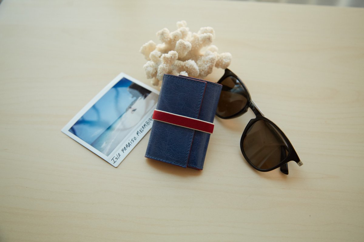 double00wallets's tweet image. 25% OFF | CODE: BYE25 Choose your Fav.