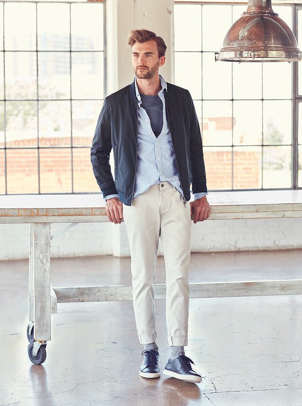 JHilburnNH's tweet photo. Kick your 5-Pockets and blue oxford shirt up a notch. Swap your sportcoat for our new reversible Bomber jacket for a cool twist on this business casual classic.
> https://t.co/iNTr1ypTgZ https://t.co/14IS7woW3R