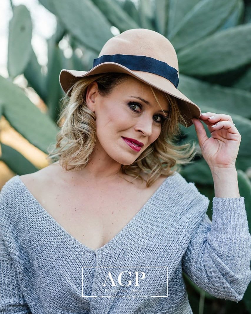 "It's in the click of my heels, the bend of my hair, the palm of my hand, the need of my care 'Cause I'm a woman, Phenomenally Phenomenal woman, That's me."    -  Maya Angelou 

Elma Postma, Actress

#isidingo #isidingo20years #WomensMonth