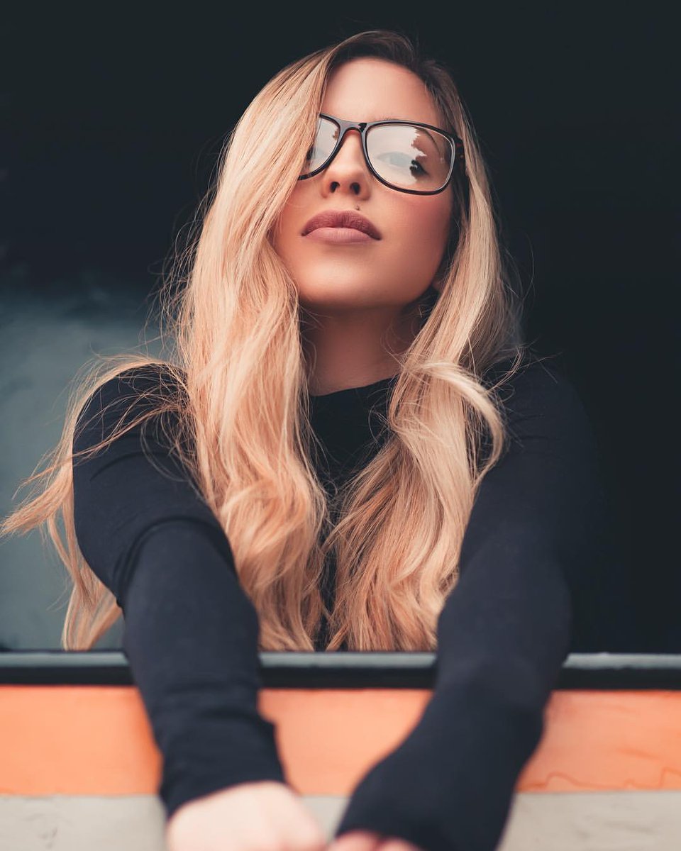 Portraitsworlds's tweet photo. I think you,re spectacular 🤓
#visualambassadors #theimaged #heatercentral #moodygrams 
 #NewProfilePic
#depthobsessed #dof_addicts   #shotzdelight #gramslayers #igtones #illgrammers #eclectic_shotz #depthobsessed #milliondollarvisuals #theglassedones #bokehkillers #bokeh_kings https://t.co/Mhhd1T3fJA