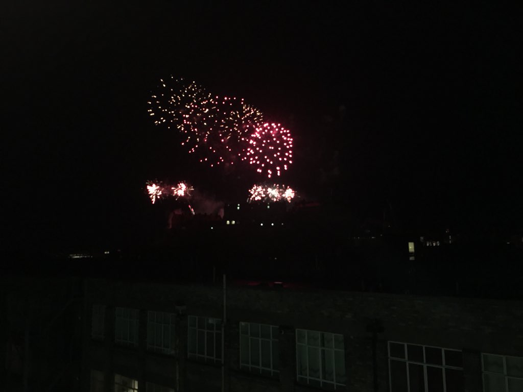 2semplestreet tweet media