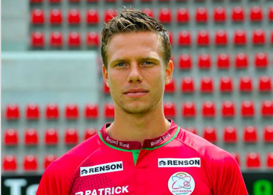 yanmae's tweet photo. 🎂 Joyeux Anniversaire @CDulivo 🇫🇷 (2⃣9⃣ ans) défenseur du FH Hafnarfjördur 🇮🇸 ex @OM_Officiel SO Cassis-Carnoux @ACAjaccio @WaaslandBeveren @ESSEVEELIVE @OHLeuven https://t.co/62Z4UNUrPI