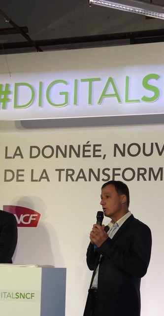SNCFNumerique's tweet photo. « #Data.flux Voyageurs est le projet type qui démontre comment, à partir de données brutes qui paraissent peu exploitables, on peut, en combinant ces données avec d’autres,  produire une information nouvelle à forte valeur ajoutée. » David Assouline #DigitalSNCF https://t.co/sb6zkVdVnZ