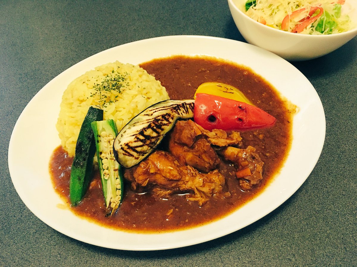 俺の料理道 Twitterren 今日の晩御飯 スパイスカレー グリル野菜を添えて 午前中からじっくりコトコト作りました 以前買ったグリルパンをろくに使ってなかったので 余り物の野菜をグリルしました 今回はカフェっぽい盛り付けで ご飯 カレー 料理 料理 俺の料理道 Twitterren 今日の晩御飯 スパイスカレー グリル野菜を添えて 午前中からじっくりコトコト作りました 以前買ったグリルパンをろくに使ってなかったので 余り物の野菜をグリルしました 今回はカフェっぽい盛り付けで ご飯 カレー 料理 料理