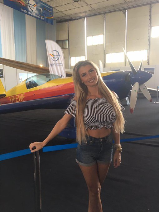 I would fly you to the moon and back ✈️🌙 If you'll be, if you'll be my baby❤️ I've got a ticket for a<a href="/tag/beautifulday"class="tags"><span>#beautifulday</span></a><a href="/tag/summervibes"class="tags"><span>#summervibes</span></a><a href="/tag/wednesdaythoughts"class="tags"><span>#wednesdaythoughts</span></a>
