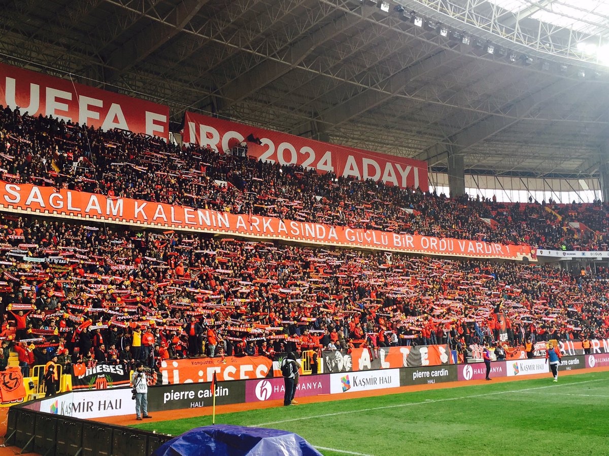 Bu Kalpler Sana Tutsak...
#EskişehirsporYokOlmasın