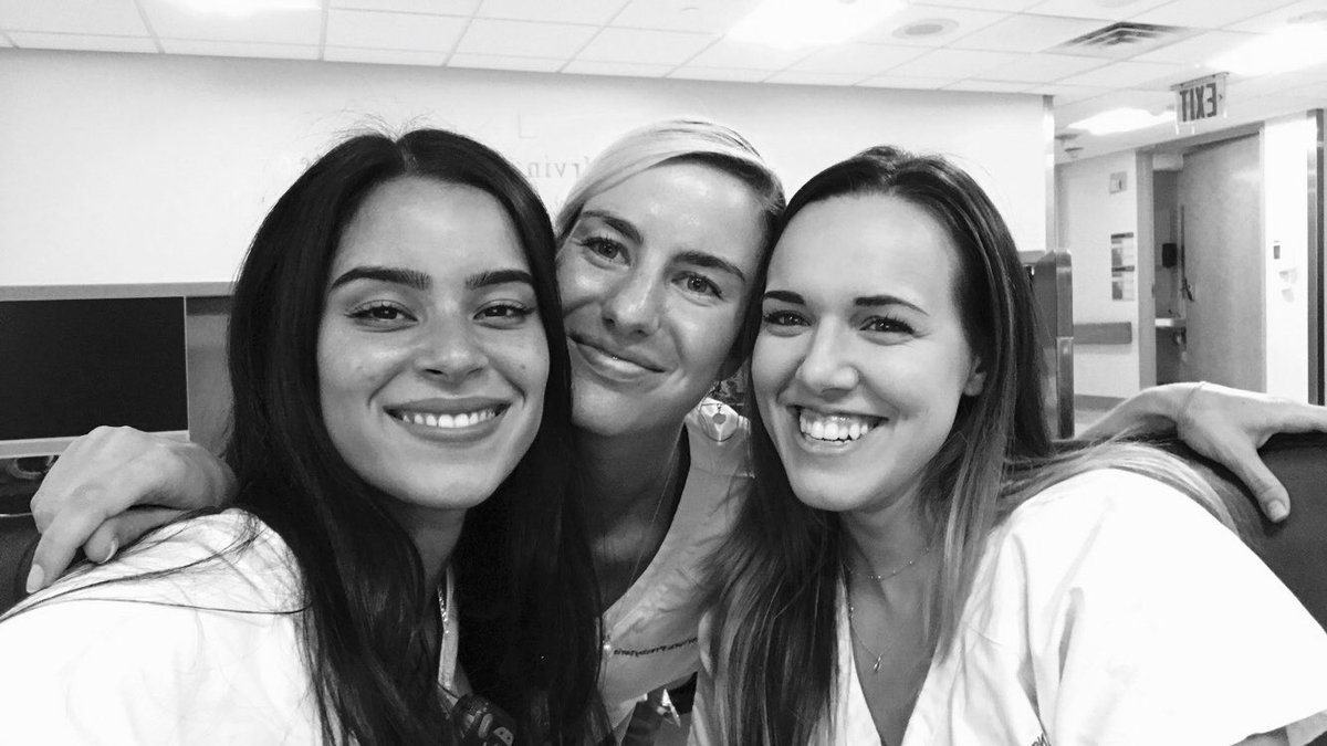 classyfiedkilla's tweet photo. Absolute loves of my life. Donโt know how Iโd do it without them. My family forever! #oncnurses #fuckcancer https://t.co/w0at7t6gkz