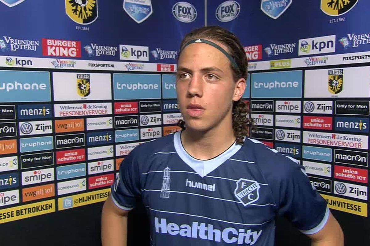 Bouwen elkaar rek R-GGH on Twitter: "Qua haarband doet die Troupee mij aan Filip Luksik aka Luktniks denken. Ik hoop dat de haarband de enige overeenkomst is. #ADO https://t.co/nxzd26miEI" / Twitter Bouwen elkaar rek R-GGH on Twitter: "Qua haarband doet die Troupee mij aan Filip Luksik aka Luktniks denken. Ik hoop dat de haarband de enige overeenkomst is. #ADO https://t.co/nxzd26miEI" / Twitter