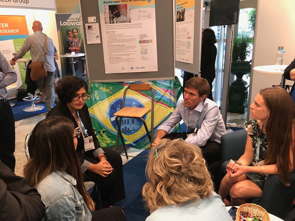 YWCplatform's tweet photo. RIGHT NOW: #QualityAssuranceLab for #YouthLed projects making their way @YWCplatform #WWWeek_Youth First out: Poorva Shrivastava from India https://t.co/OnaTLgOtD8