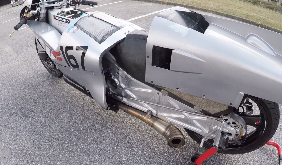 RotoboxRims's tweet image. Our sponsored team of French engineers students @Wsr25ITIIHN will participate in a Record breaking event organized by @Straightliners1 at @elvingtonair. With a mission to break the FIM world speed record! Good luck guys!

#Straightliners #FIM  #WorldSpeedRecord #Rotobox