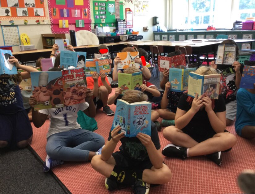 When the community gets involved with your students 😍!  Thank you to everyone who donated a book to my students! They are loving their new books! What a fantastic way to kick off the new year!