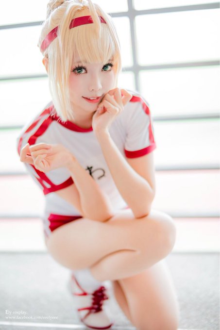 Twitterのコスプレ画像31