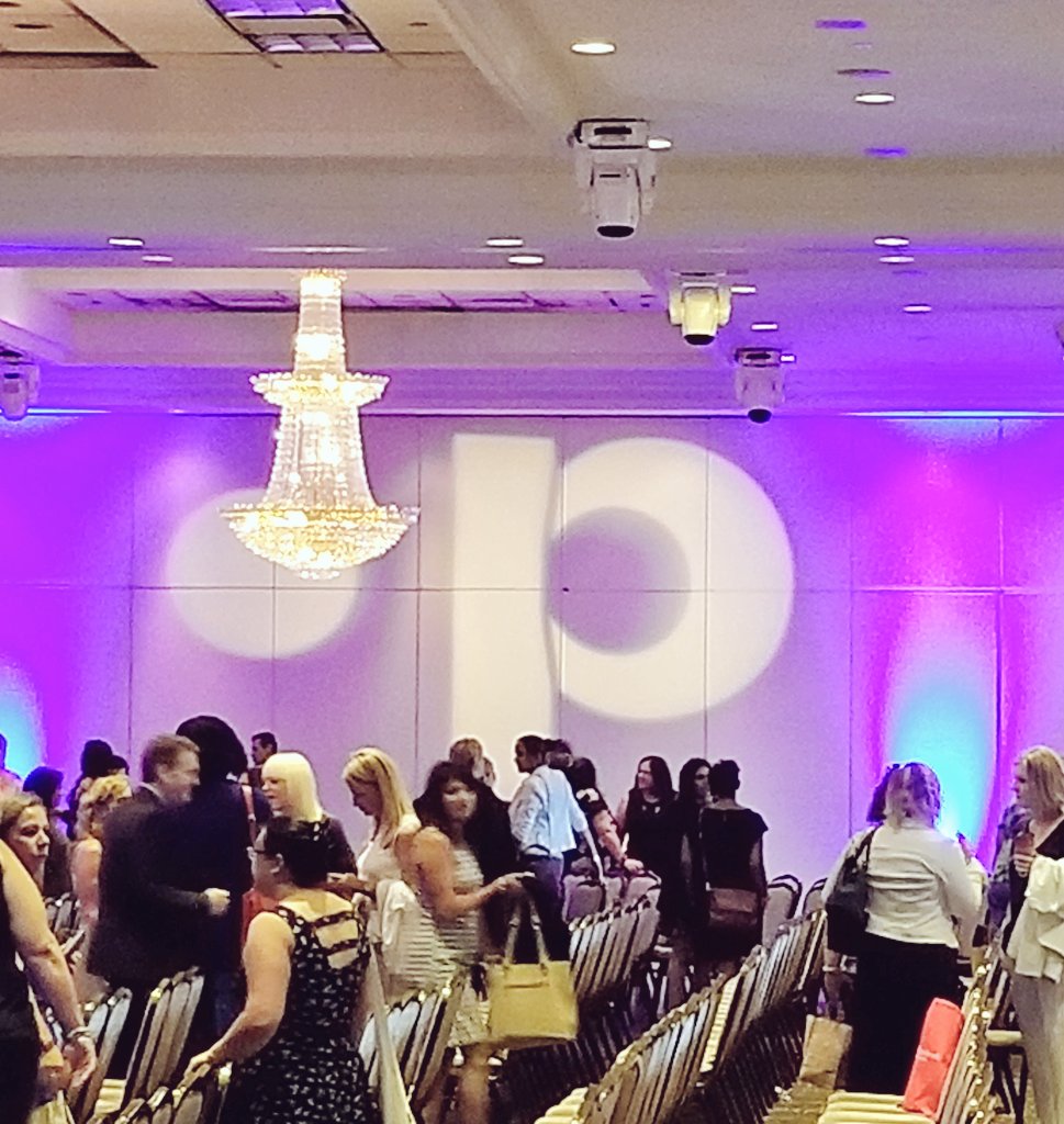 Another inspiring start to the school year with PDSB!! What a great event. <a href="/PeelSchools/">Peel District School Board</a> #welinspire