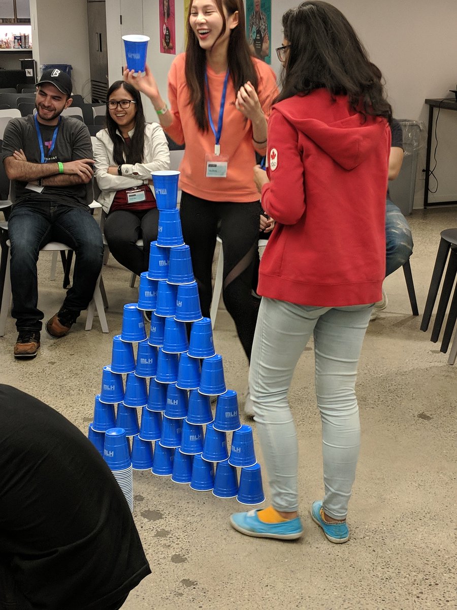 hackthe6ix's tweet photo. We had some very STACKED teams at #HT62018! #MLHCupStack 🥤 https://t.co/eQVghDjxRe
