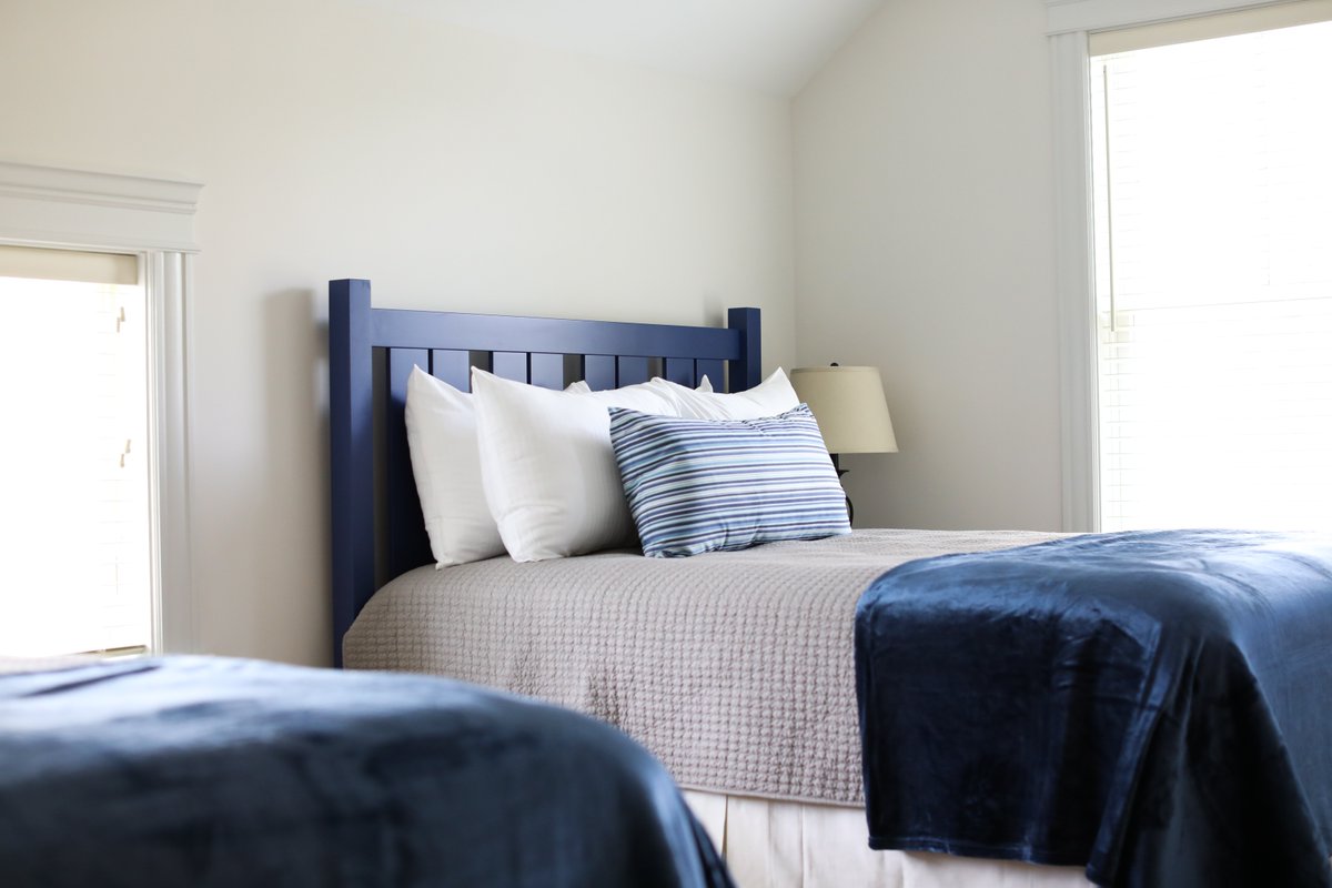 Queenstown Harbor tweet media