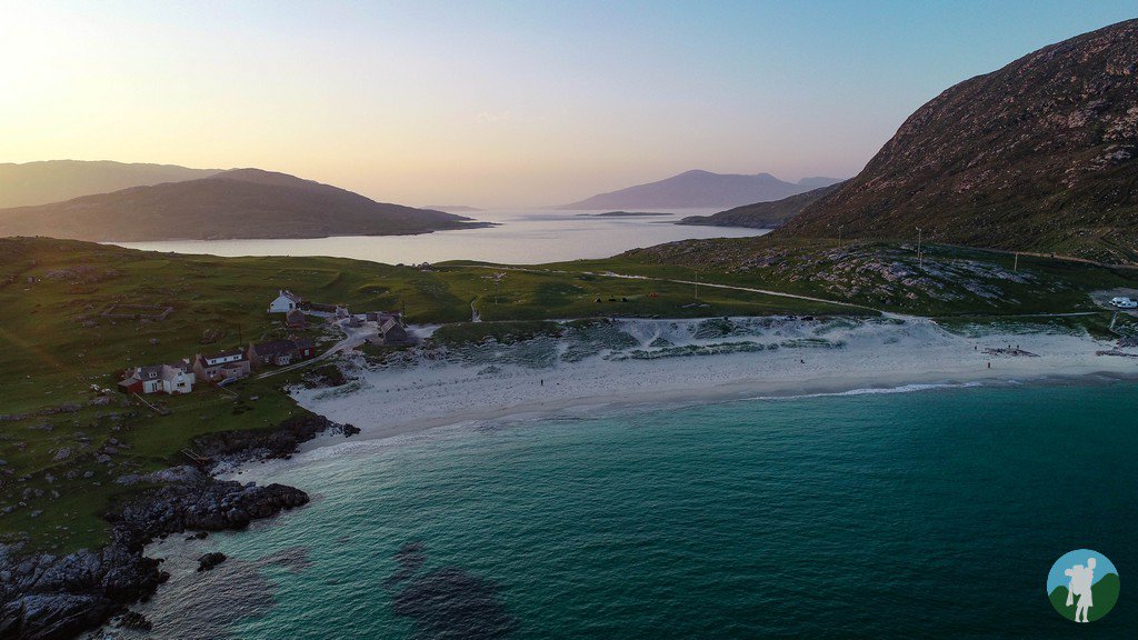 travelwithakilt's tweet image. This week I'm focussing on the Outer Hebrides! The islands' promotional video we worked on earlier this year is imminent and these are beaches that just must be shared. I start with the Isle of Harris. A place of dreams. #Scotland #OutdoorHebrides