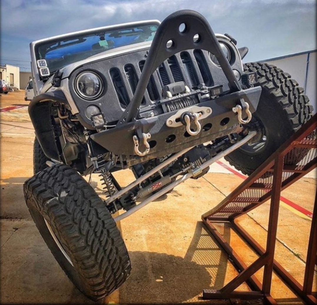RUTAS_4WD's tweet image. Diseñados para mejorar la tracción en una multitud de condiciones, los más recientes cauchos Pro Comp Xtreme MT2 4x4, son la combinación perfecta de agarre agresivo y una conducción cómoda. Búscalos en tu distribuidor autorizado más cercano! @ProcompVe