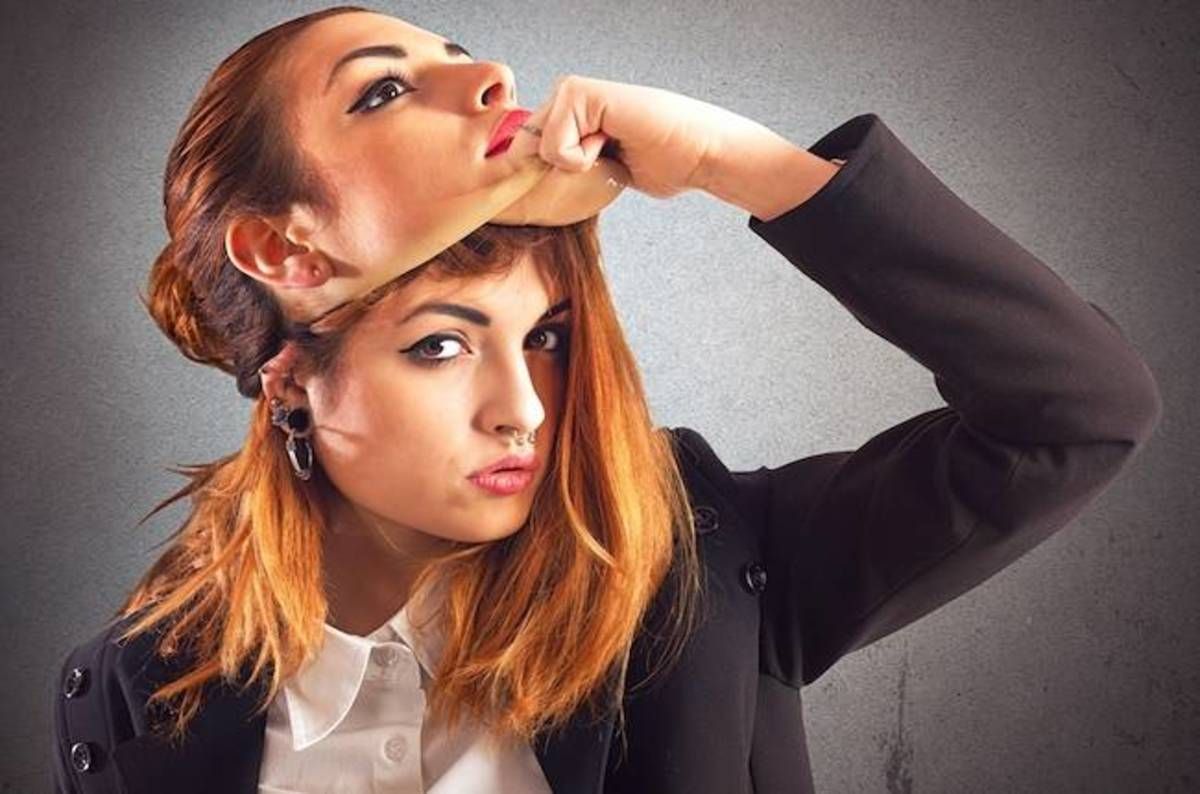 RedHelmCo's tweet image. #Lawyers Sued for Impersonating Rival Firm Online to Steal Clients #ManagedITSecurity buff.ly/2MWSg2q