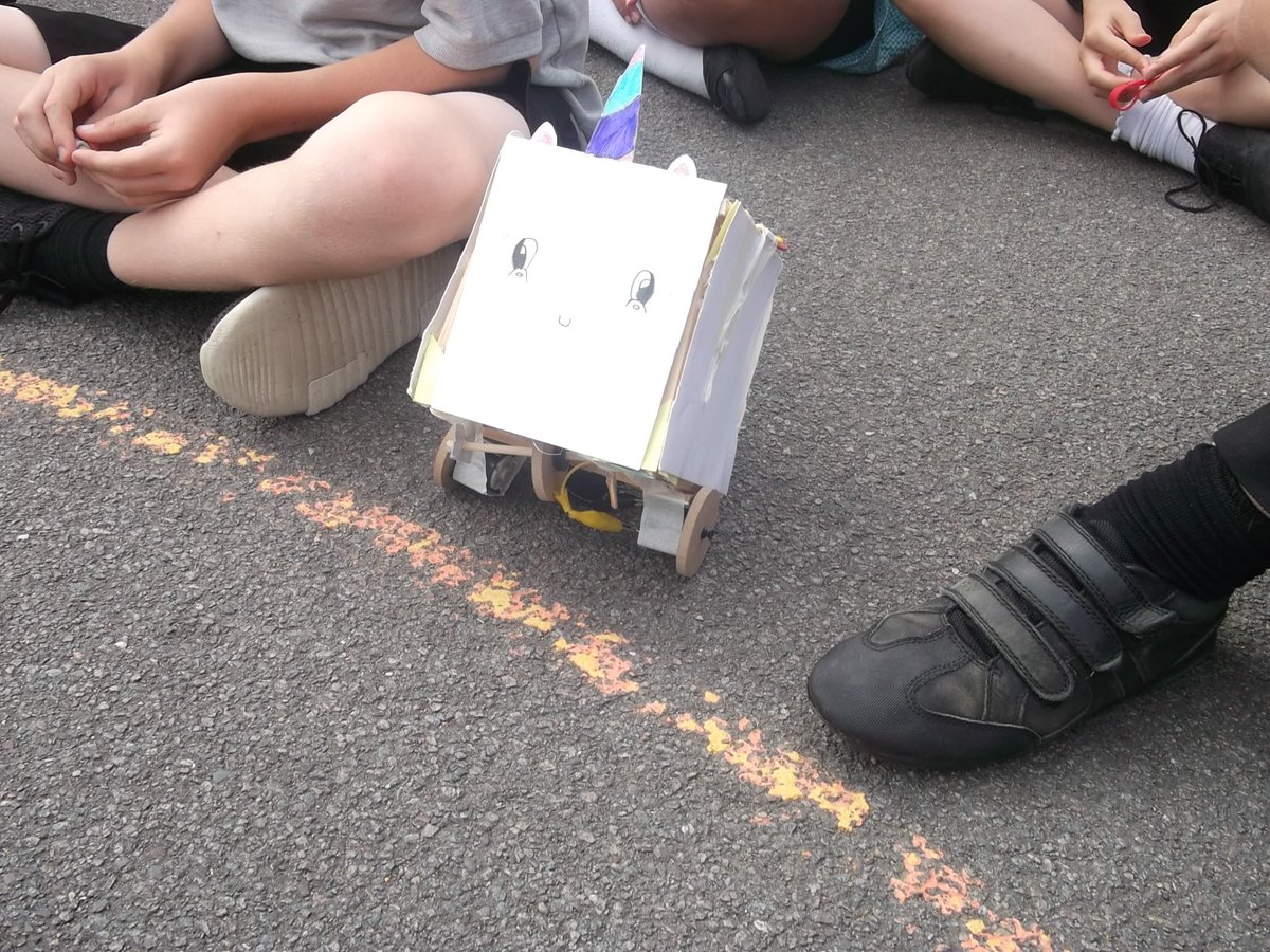 MScott_Official's tweet image. @Baggiepr @RedfernElec @SwayGrantham Looking forward to #RobotWars2019 after the success of last year #Code #Year6