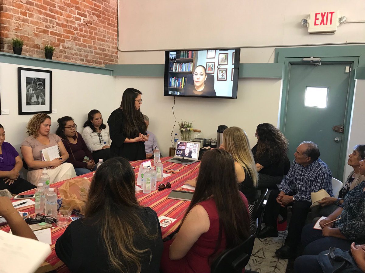 lcourtice's tweet image. #TheBigTable discussing challenges of immigrants and suggesting a manual be developed. ⁦@UWCO⁩