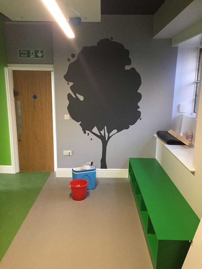 JustDolly66's tweet photo. Bursting with pride to have mobilised this project @FulneckSchool with the best teams at @SdaArch and @absoluteci #nursery #fulneckschool #preschool #teamworkmakesthedreamwork #bursarworld #greenisthecolour #backtoschool https://t.co/Z6lqyBC92e