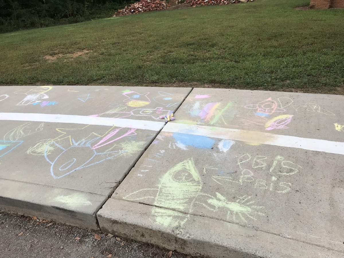 rockets_rock's tweet photo. Who knew kids love to draw rockets! #EngagementEncounters #rocketssoar https://t.co/1RhL0kz4BV